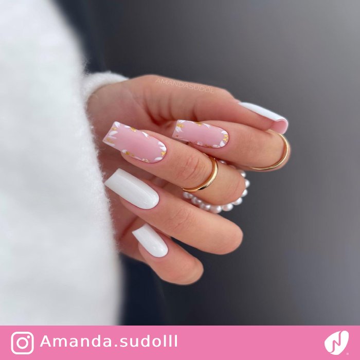 White and Nude Outline Nail Design